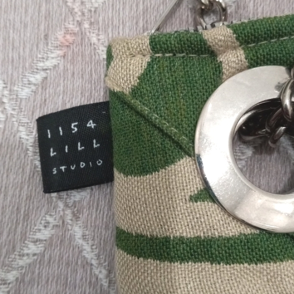 1154 LiLL Studio Crossover Purse - Picture 2 of 4